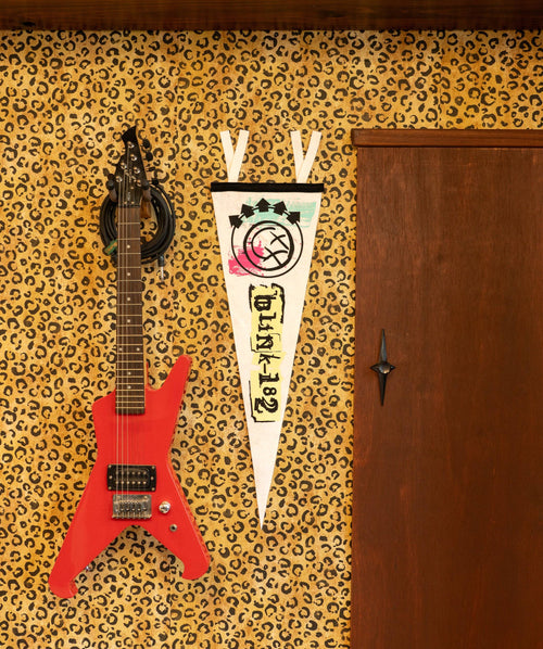 Blink-182 Smiley Pennant • blink-182 x Oxford Pennant