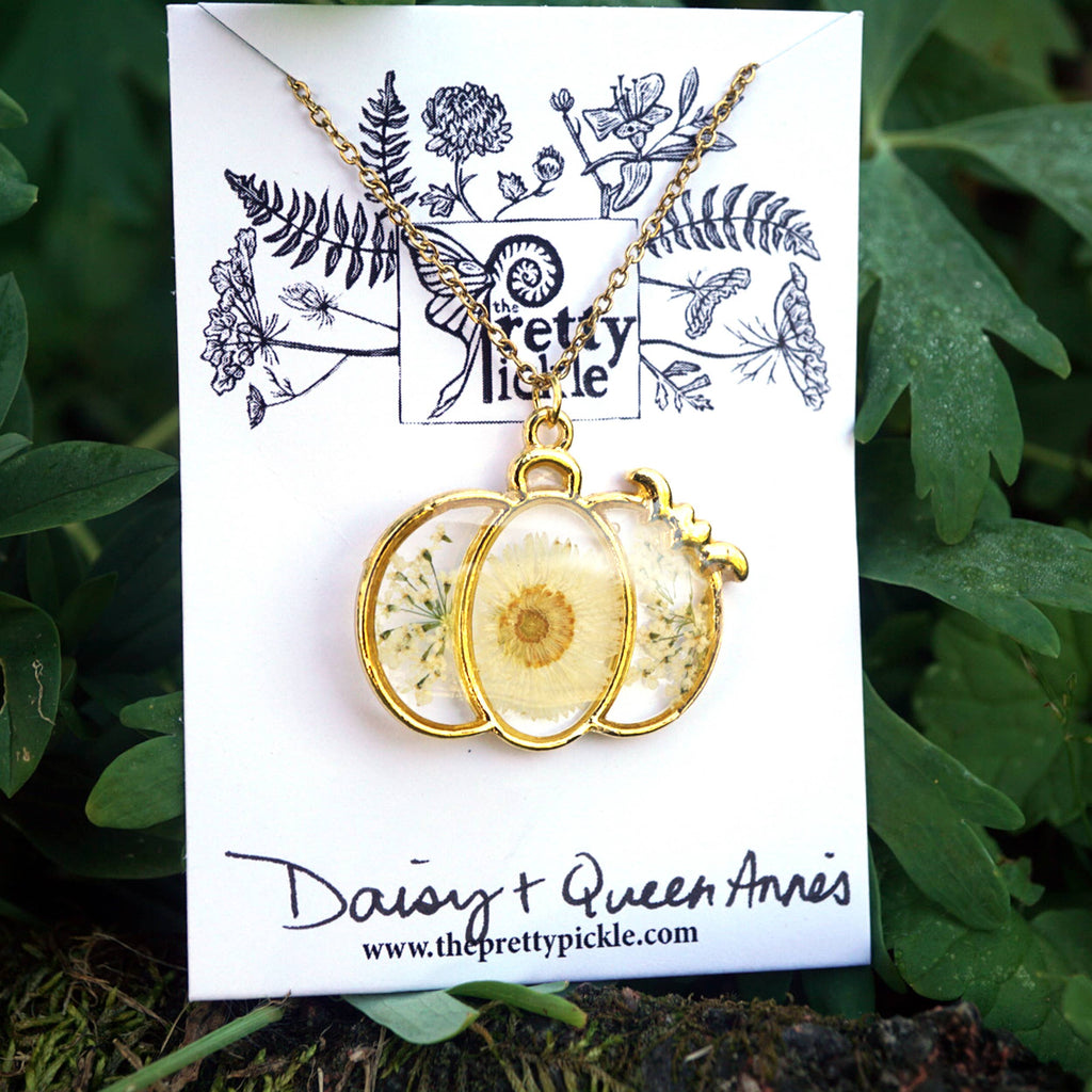 White Botanical Pumpkin Necklace