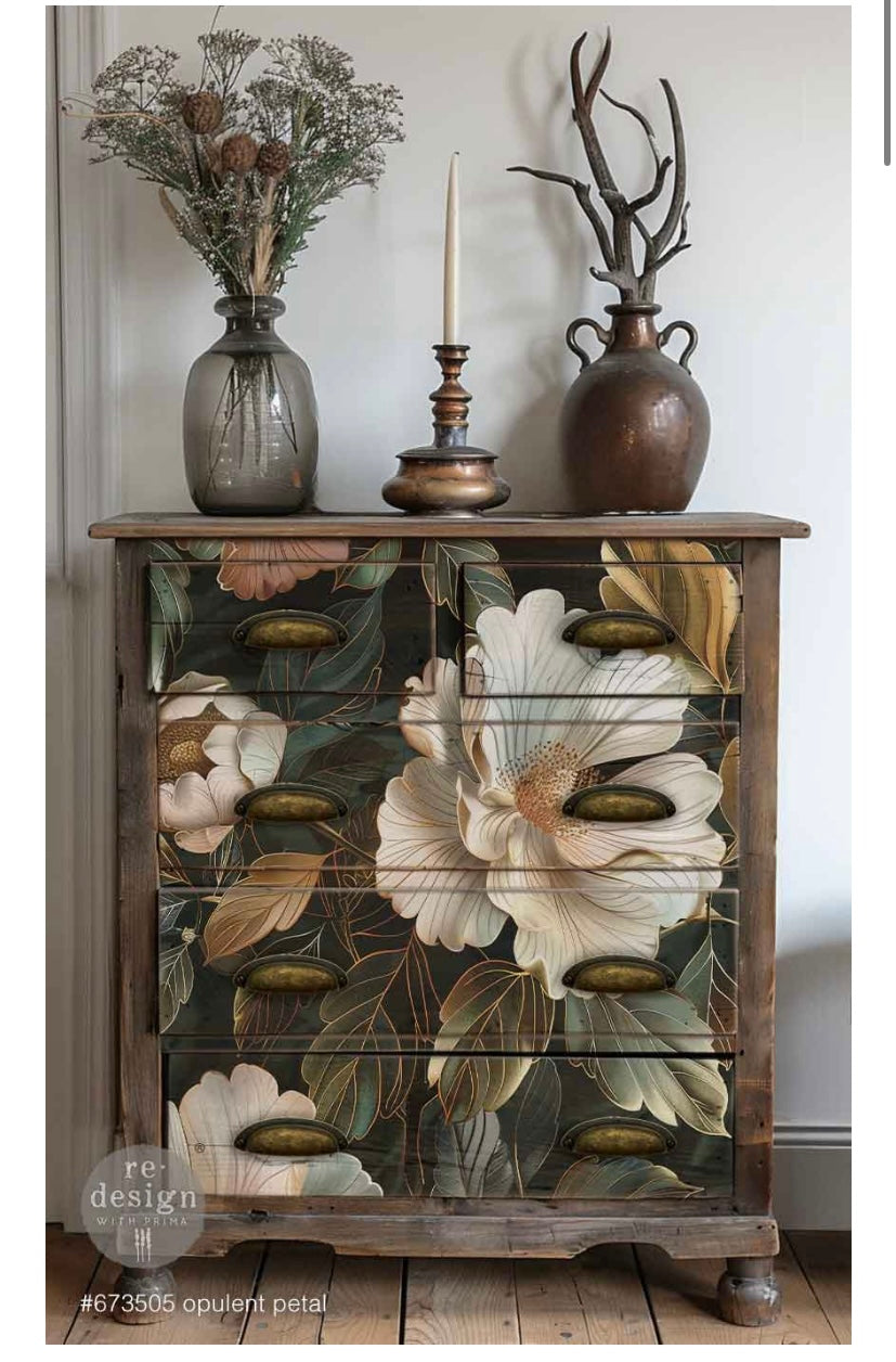 Opulent Petal